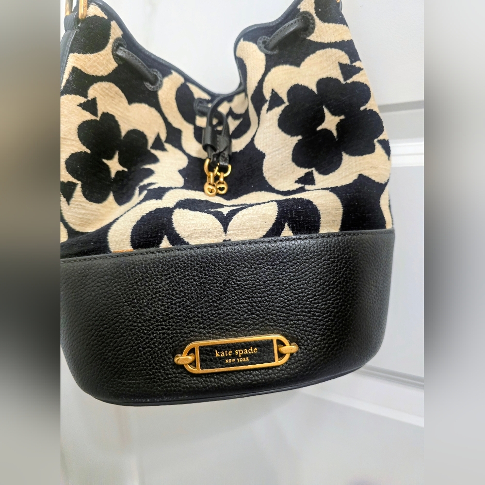 Kate Spade Black and Cream Floral  Bag - Picture 3 of 8